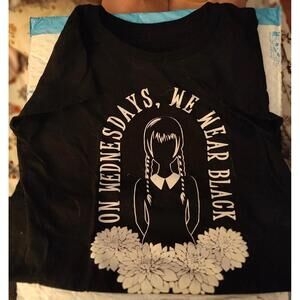 Official netflix Wednesday T-Shirt -youth L 10/12 - EUC